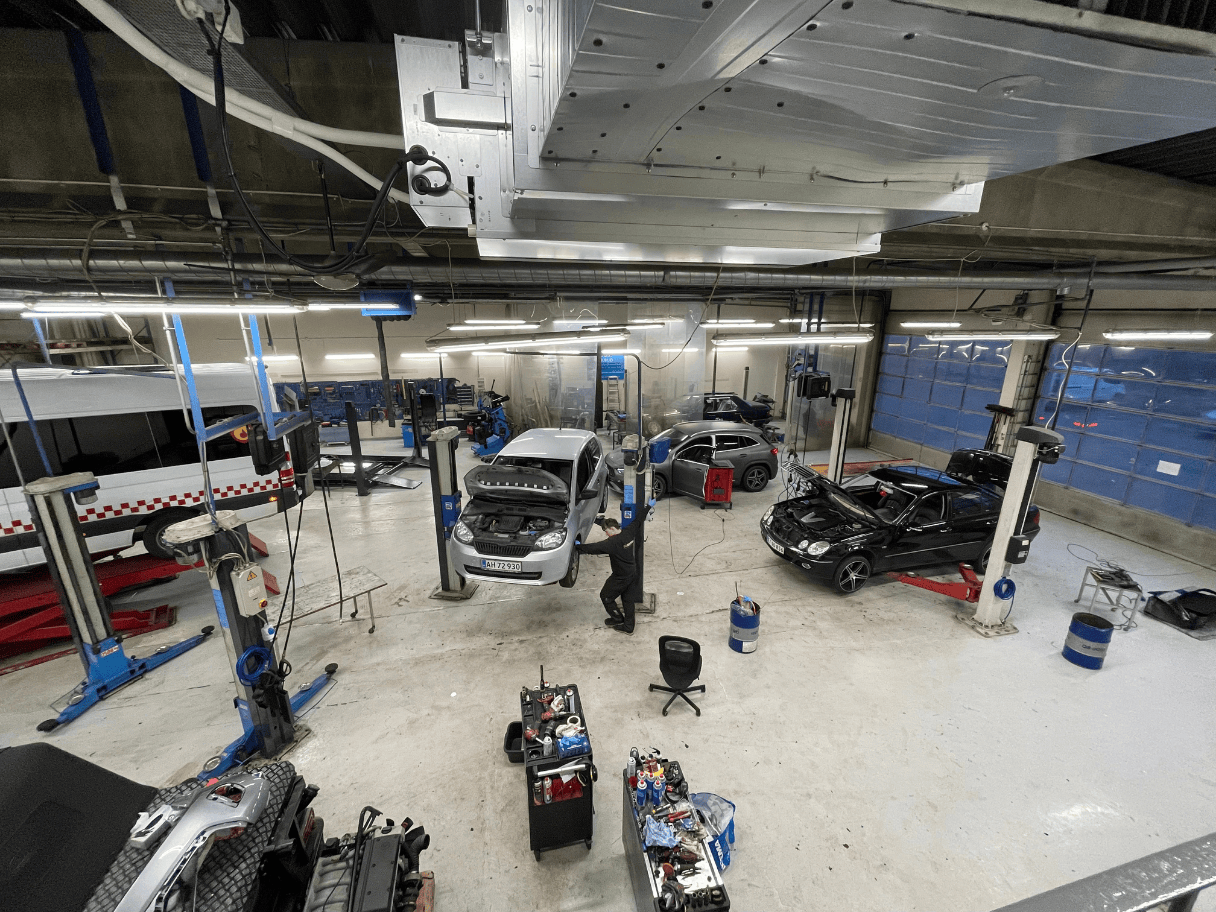 NP Autoteknik værksted i Humlebæk